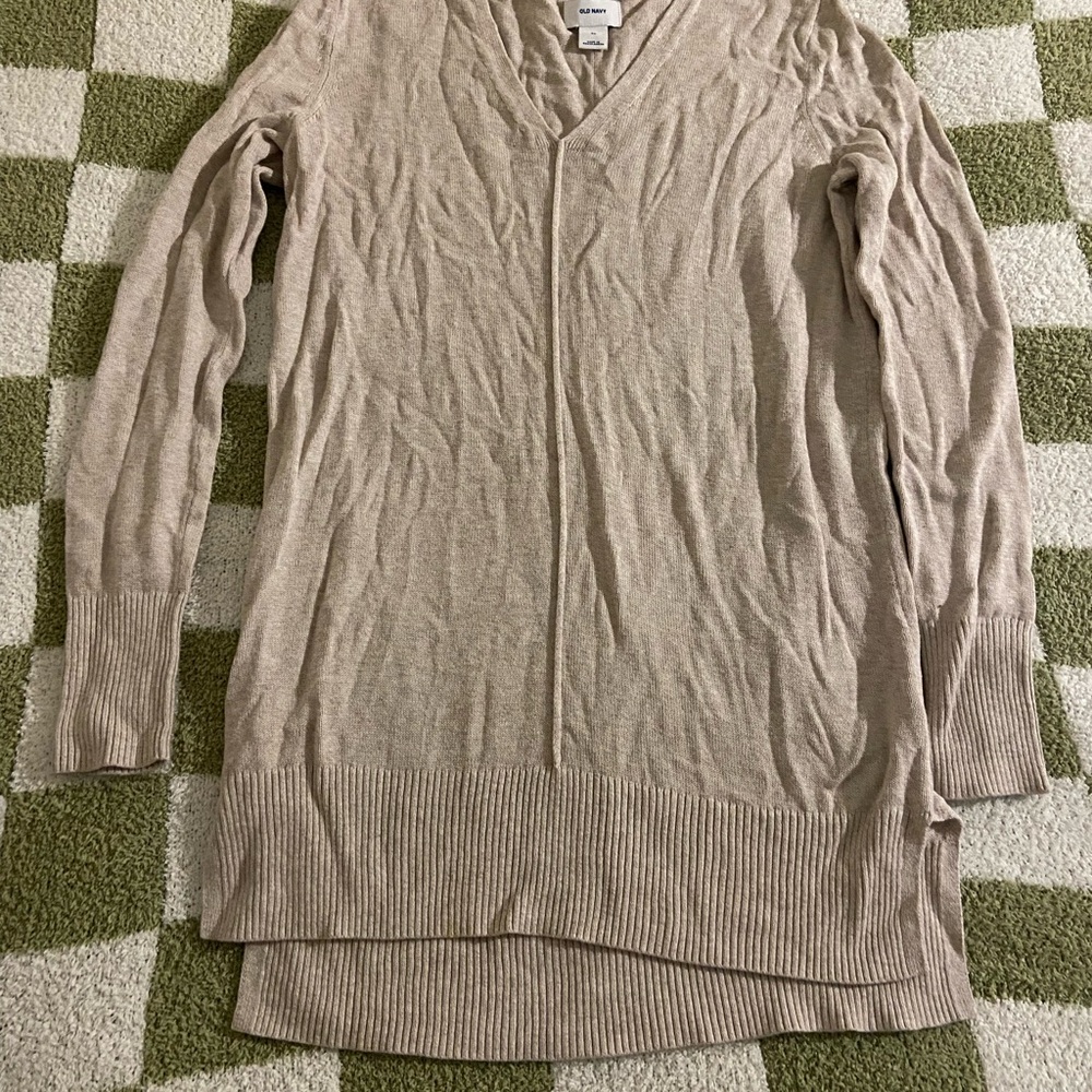 Old Navy Tan V-Neck Sweater